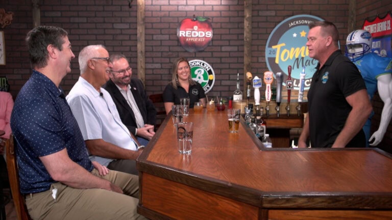 “The Horse’s Mouth” Party at the Bar