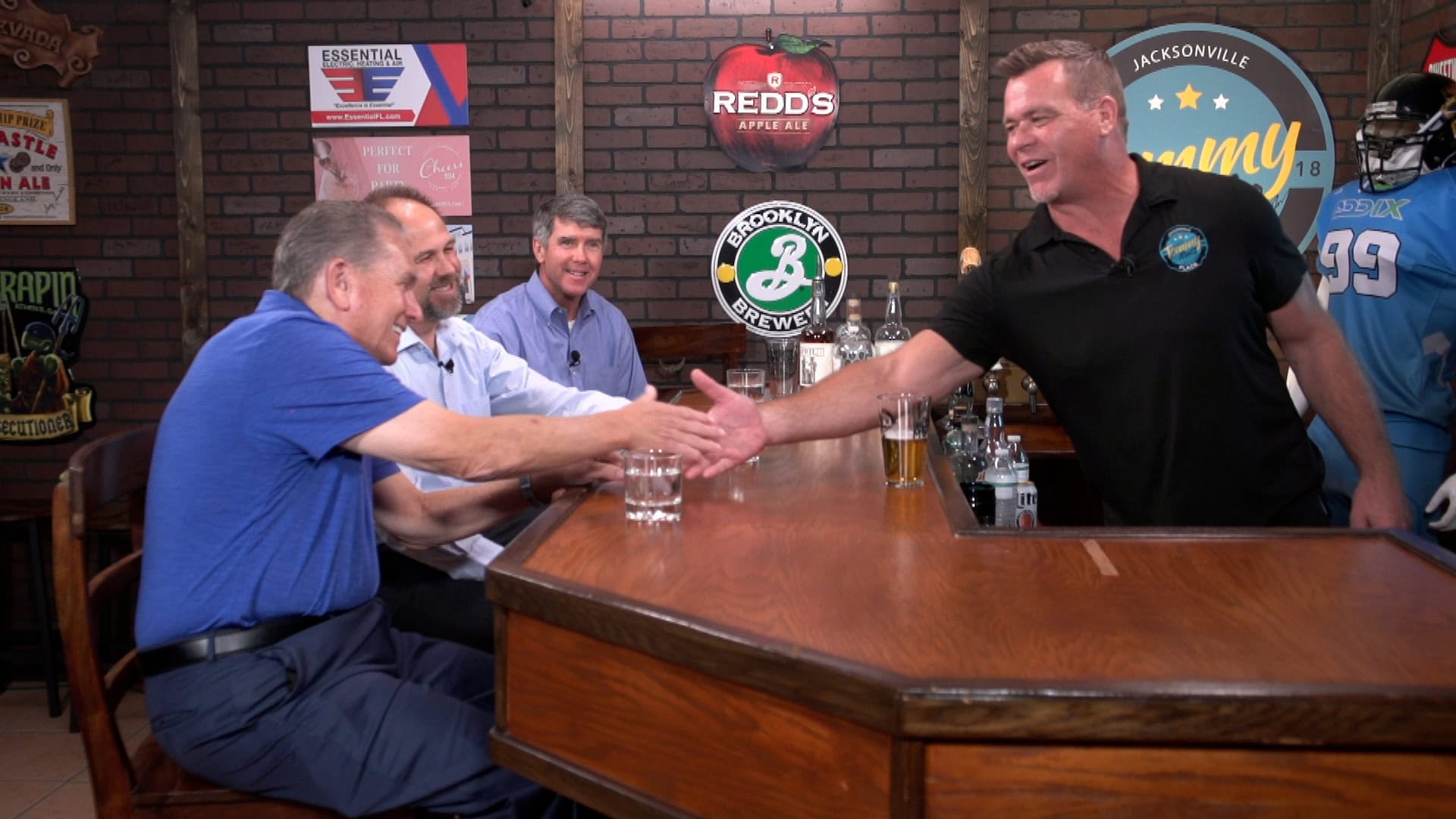 “The Horse’s Mouth” with Coach Dave Campo, Sam Ishee, and Mac Holley