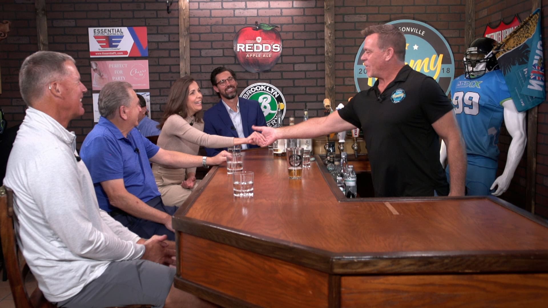“The Horse’s Mouth” with Randy Edsall, Coach Dave Campo, Roxana Seminario, and Daniel Gilham