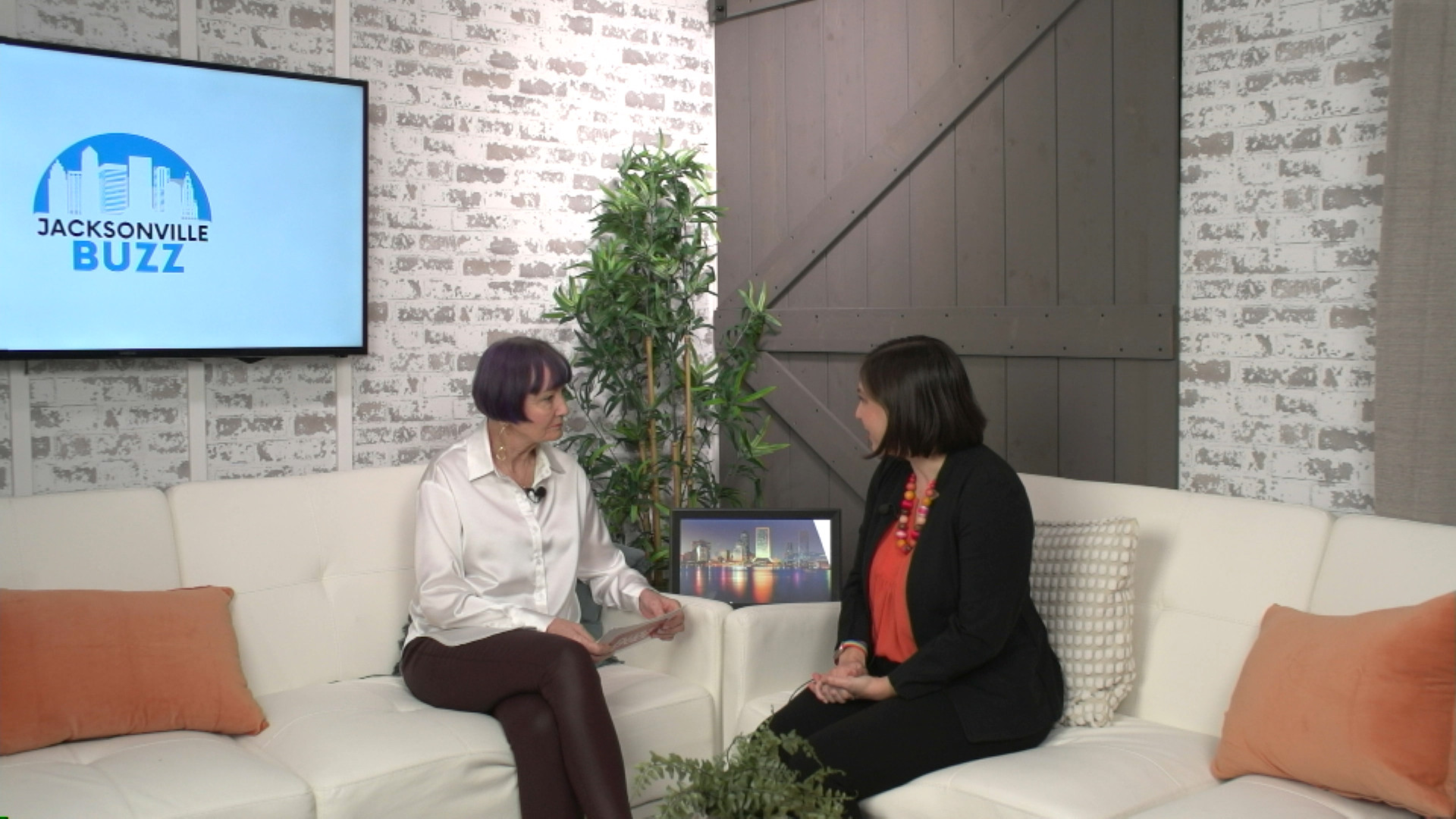 “The Jacksonville Buzz” with Gabrielle Dean-Rector of MOCA Jacksonville